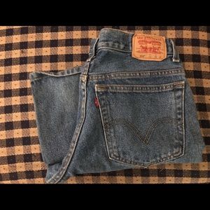 Boys Levi’s 550